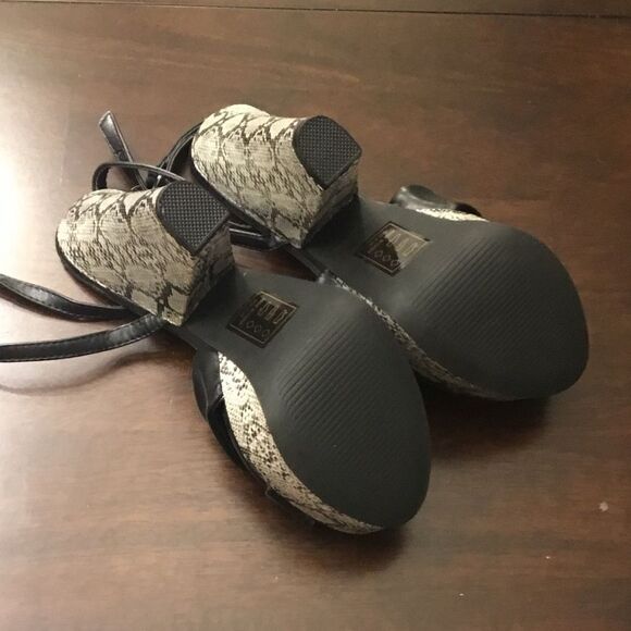 New Madison Snake Print Block High Heel Sandals 8 - Picture 6 of 6